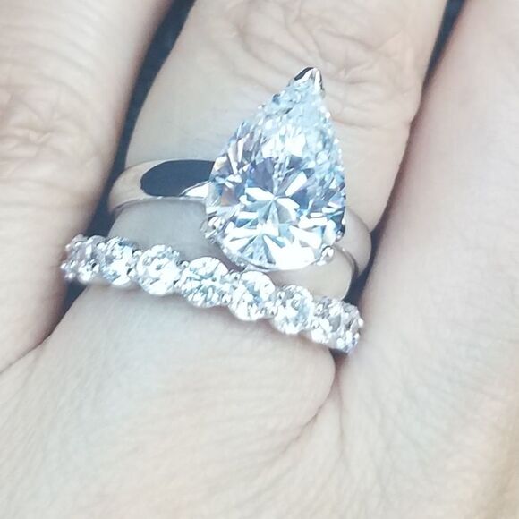 Custom Made Pear 45 Ct Engagement Ring And Wedding Band 2 Pc Set